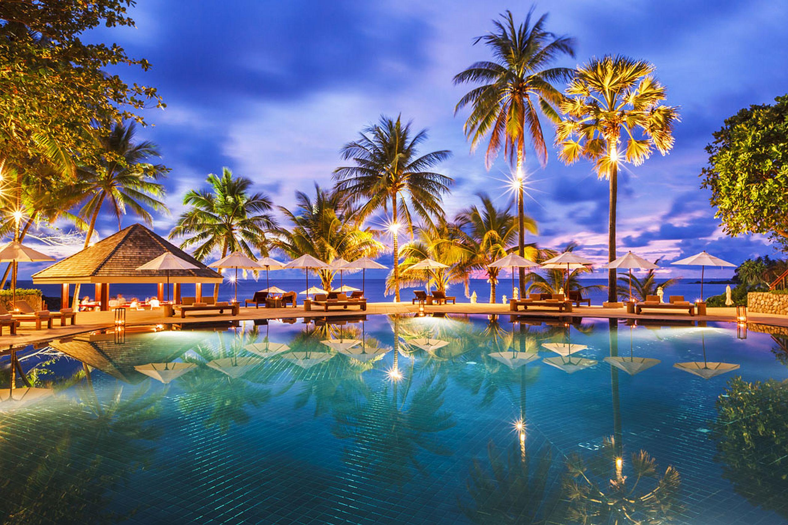 The Surin Phuket Hotel Екстериор снимка