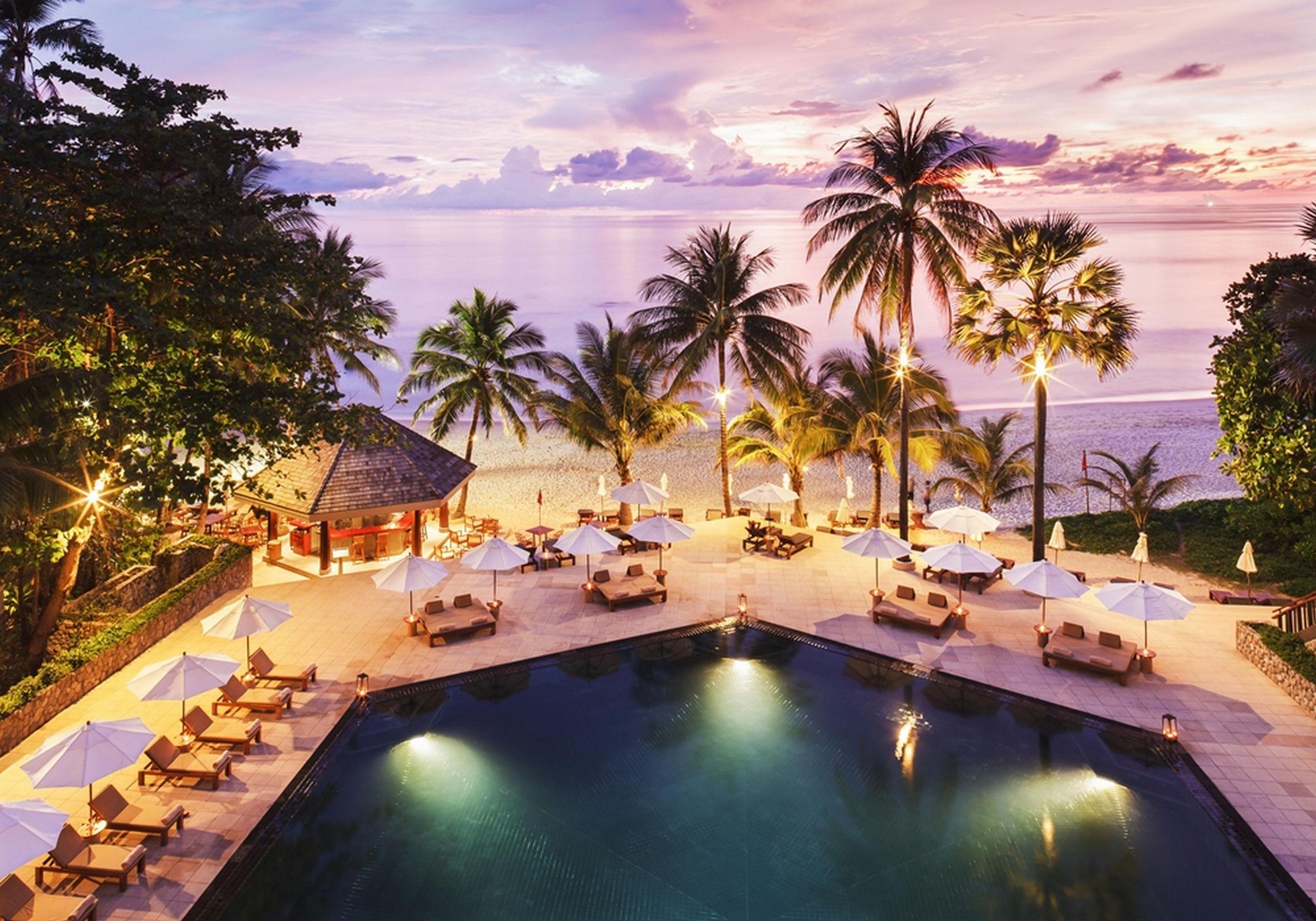 The Surin Phuket Hotel Екстериор снимка