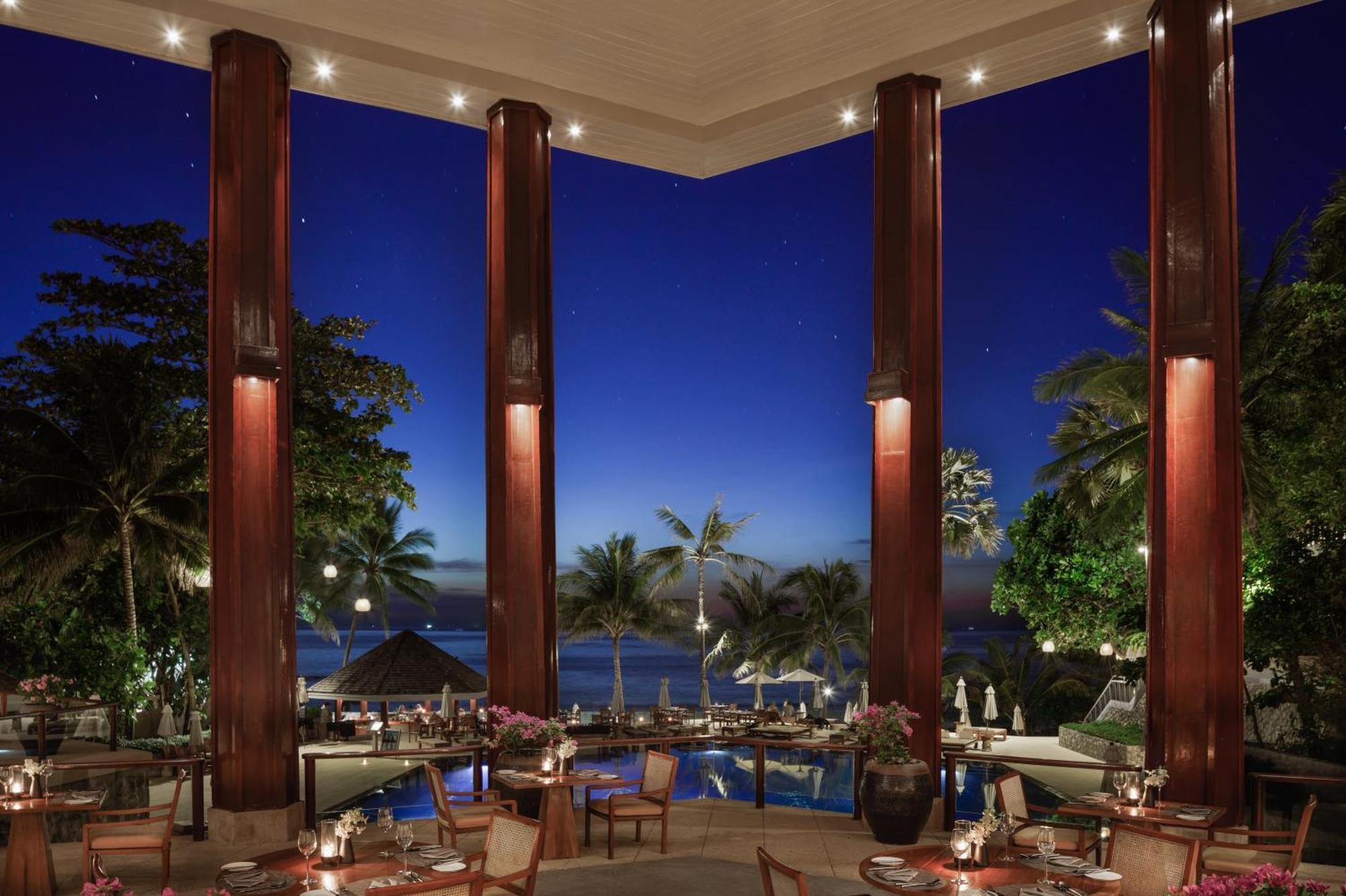 The Surin Phuket Hotel Екстериор снимка