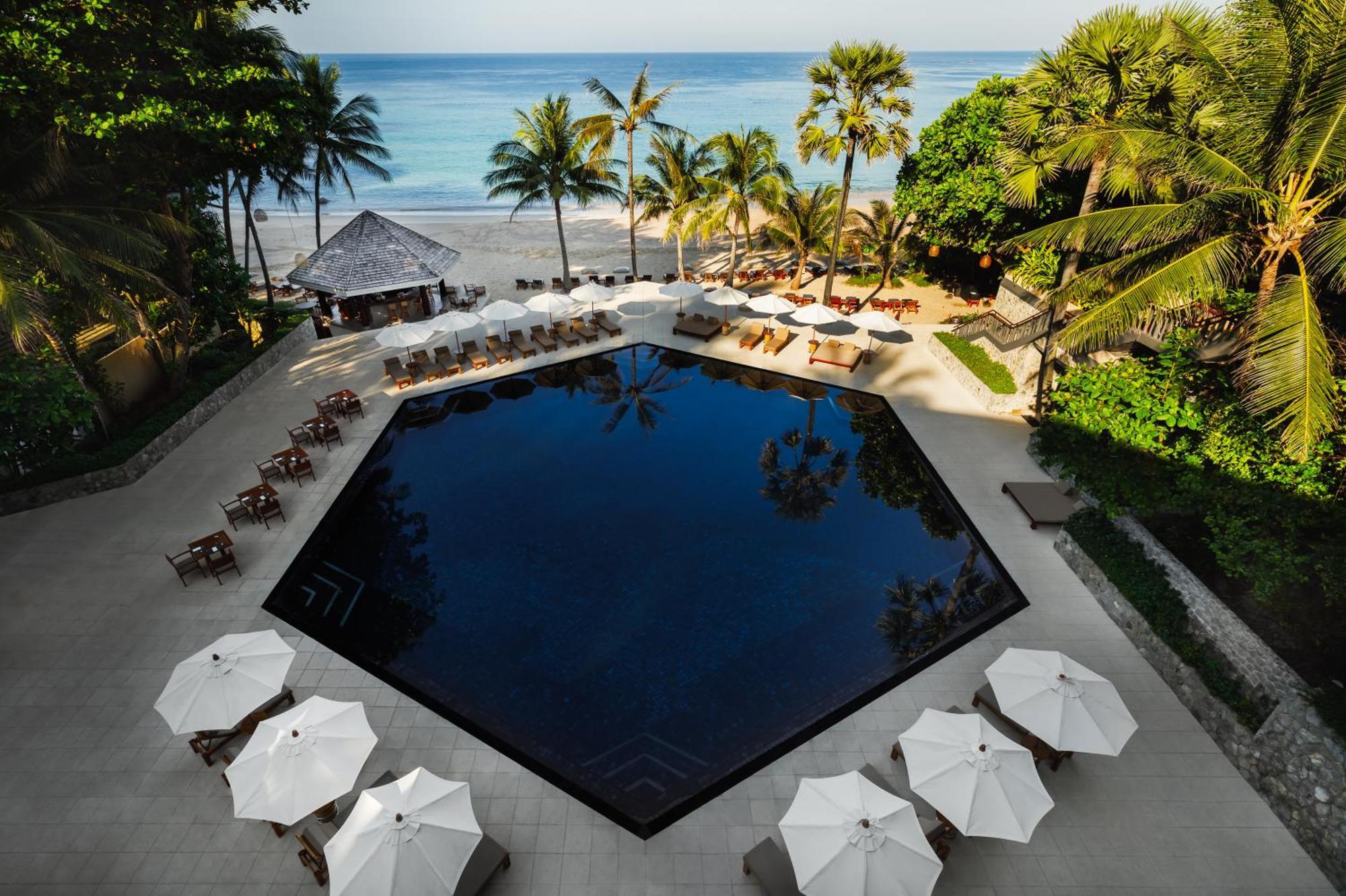 The Surin Phuket Hotel Екстериор снимка